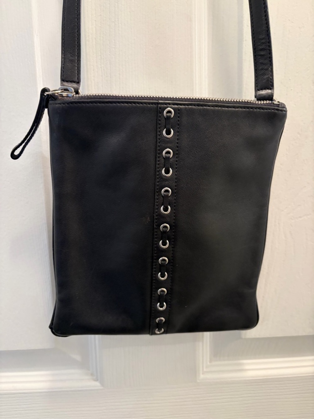 Coach Black Leather Crossbody Bag Zip Top Adjustable Strap - Picture 3 of 12